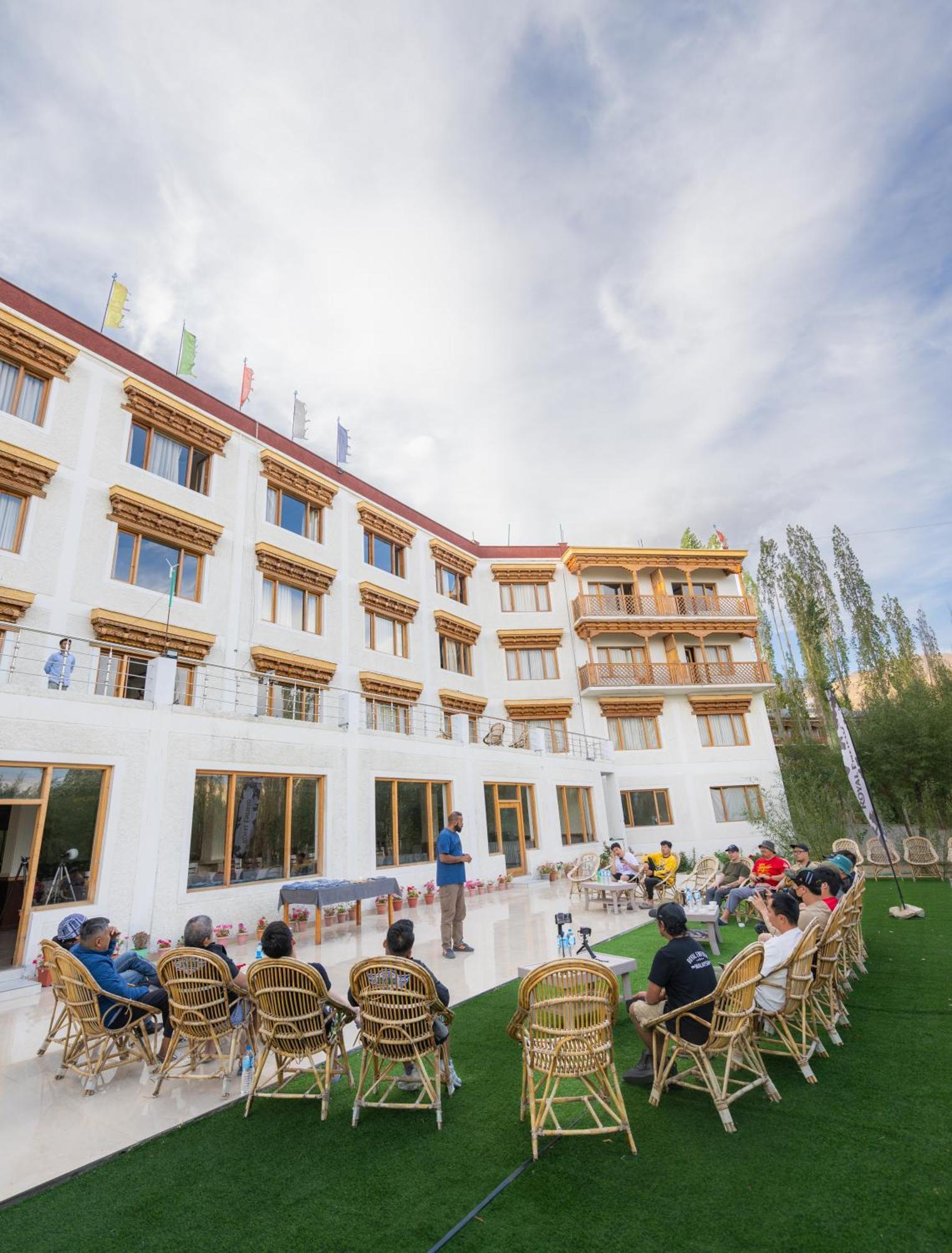 Hotel Deskitsal Leh Luaran gambar